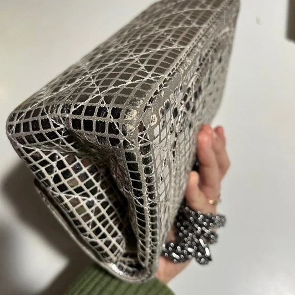 CHANEL Silver Mirror Reissue 2.55 Special edition Quilted Shoulder Bag - Picture 7 of 16